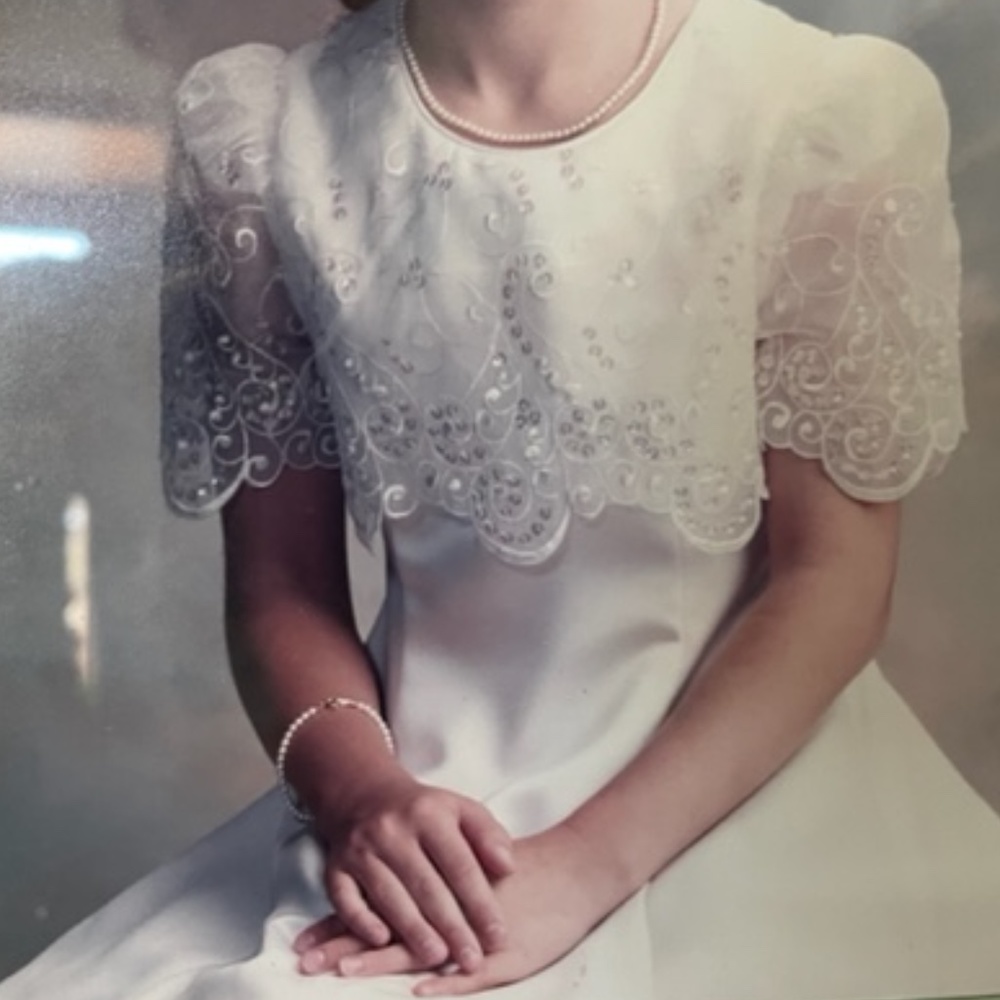Girl's Sabrina Size 8 Ivory dress Lace and Sequin overlay